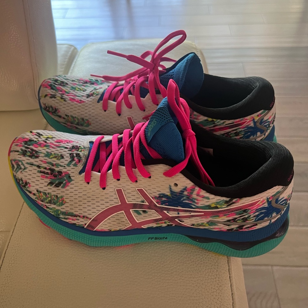 ASICS GEL NIMBUS 24 COLOR INJECTION running shoes